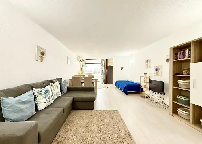 Apartment Out - T1 Oura